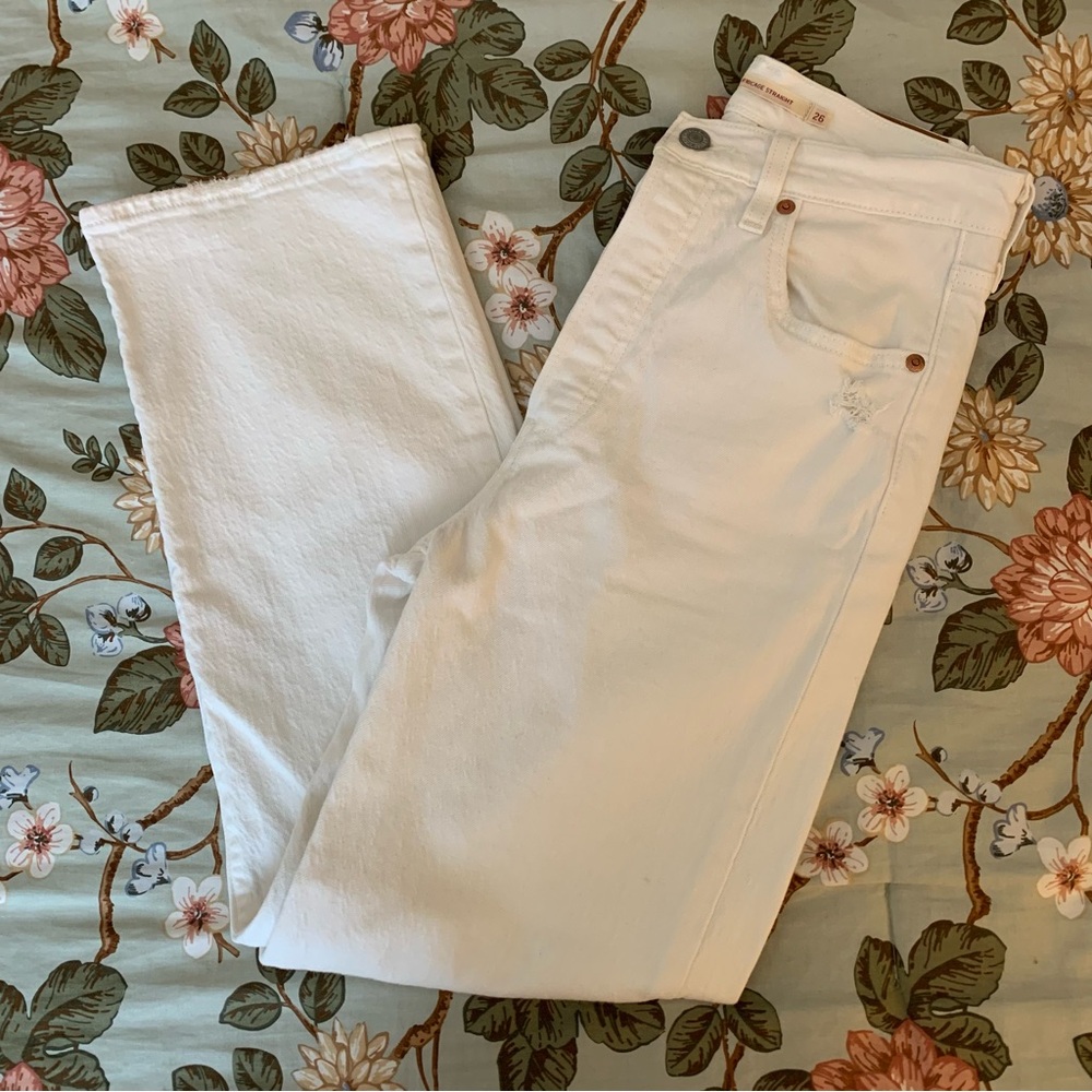 Levi’s Ribcage Ankle Straight Jeans